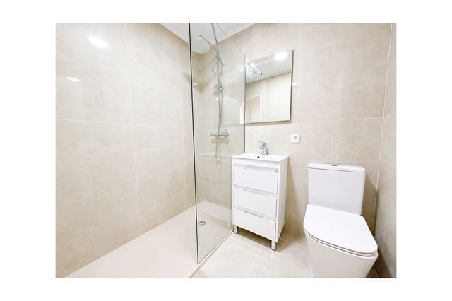 2 bedroom Bungalow for sale in Torrevieja with pool - € 139,995 (Ref: 10048369)