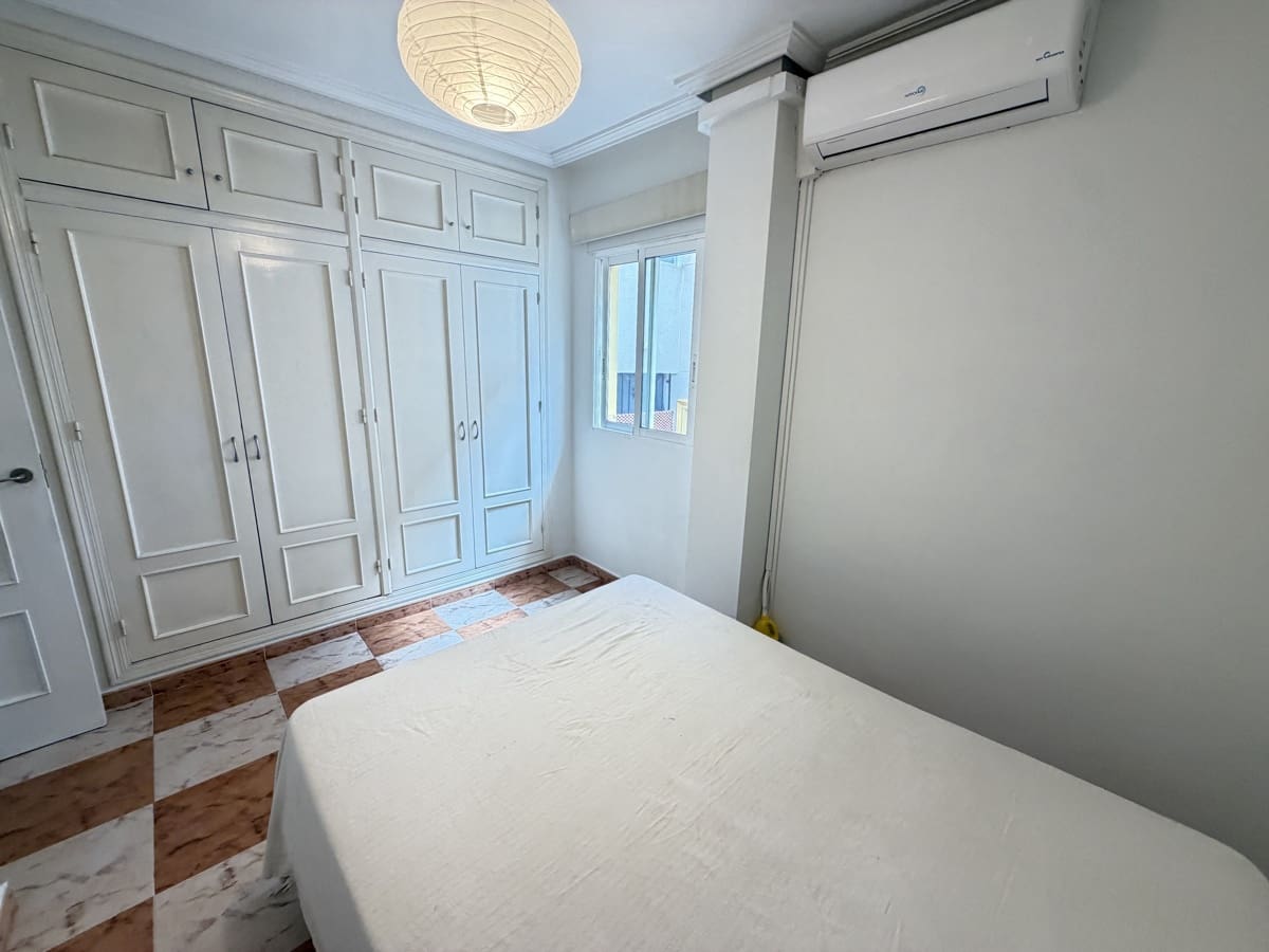 2 soverom Leilighet til salgs i Villamartin med svømmebasseng - € 139 995 (Ref: 10051929)