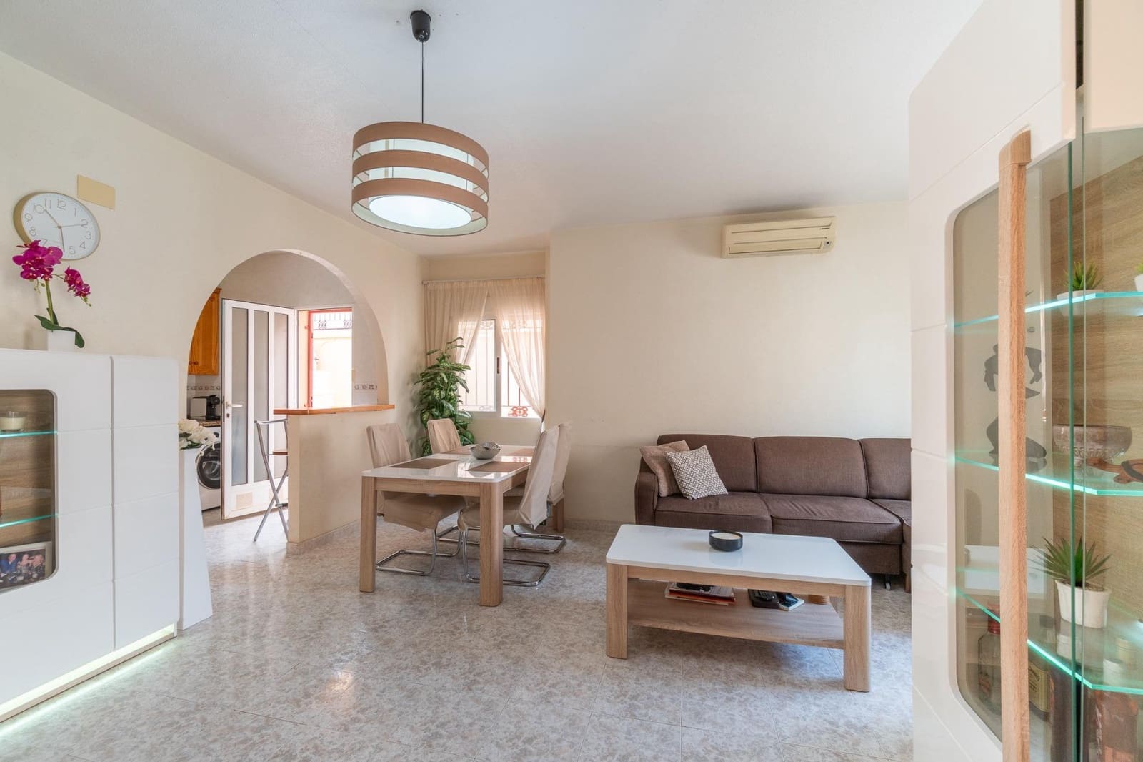 3 soveværelse Byhus til salg i Orihuela Costa med swimmingpool - € 225.000 (Ref: 10055766)