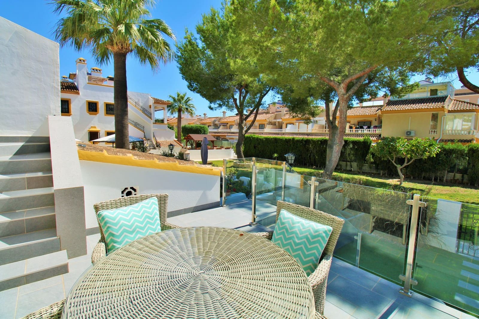 3 soveværelse Bungalow til salg i Villamartin med swimmingpool - € 275.000 (Ref: 10060746)