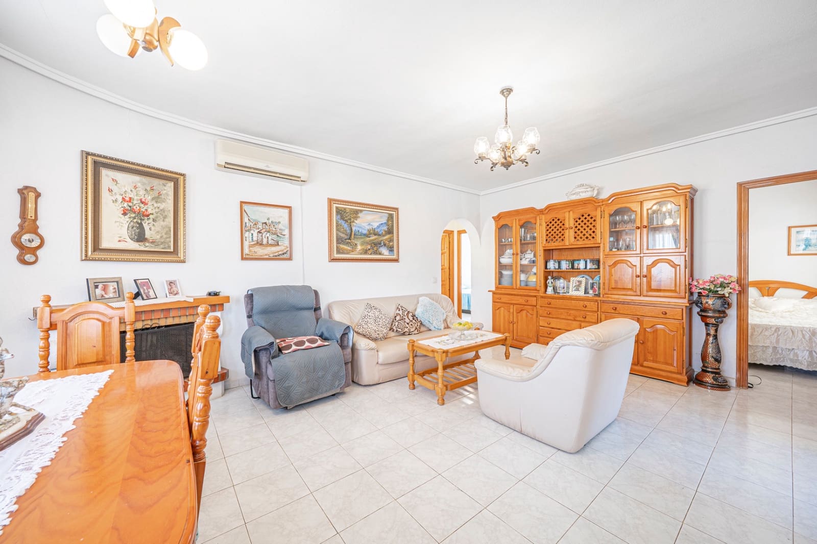 5 Zimmer Villa zu verkaufen in Ciudad Quesada mit Garage - 359.000 € (Ref: 10060749)