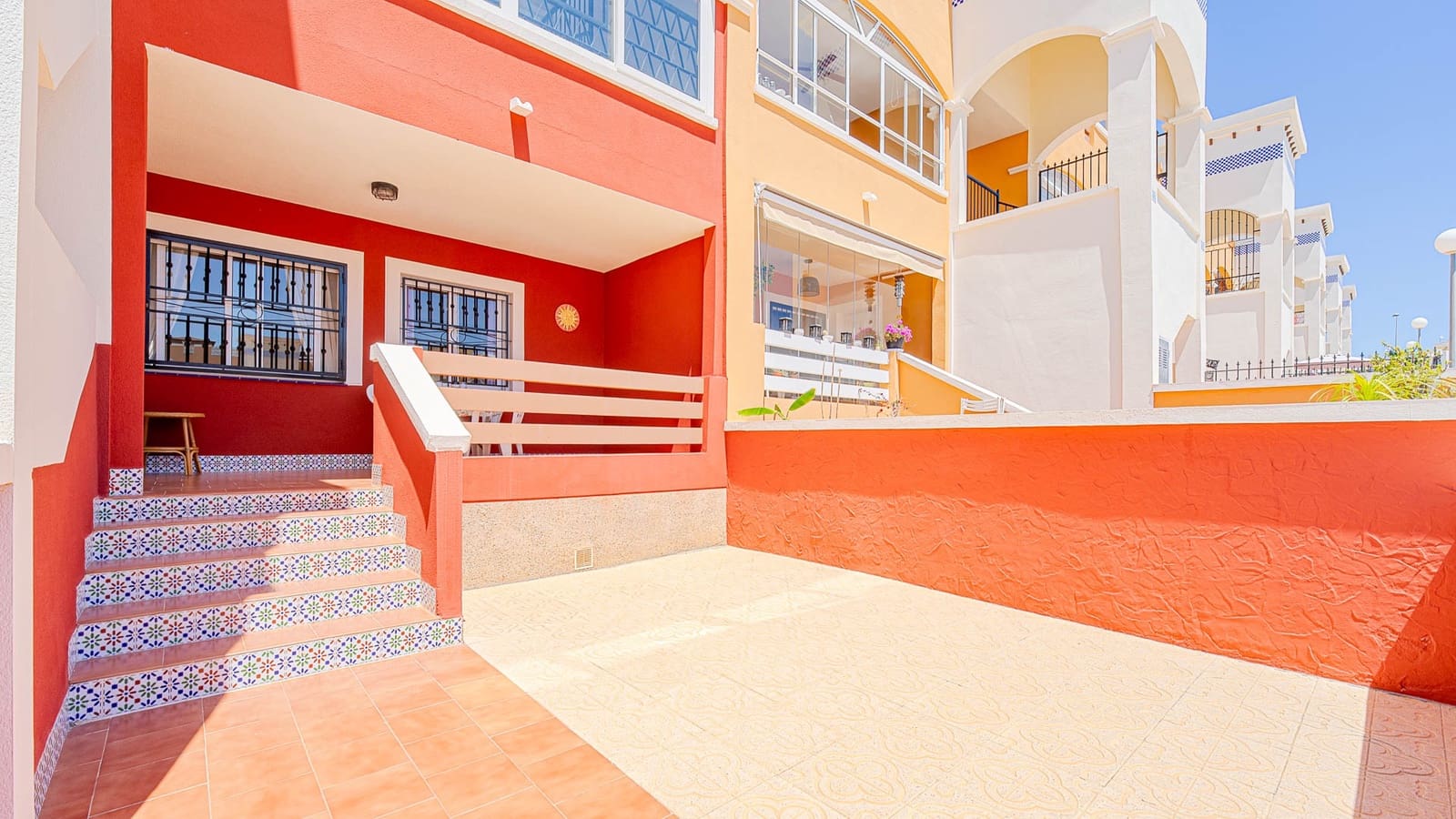 2 slaapkamer Appartement te koop in Los Altos met zwembad garage - € 157.000 (Ref: 10063012)