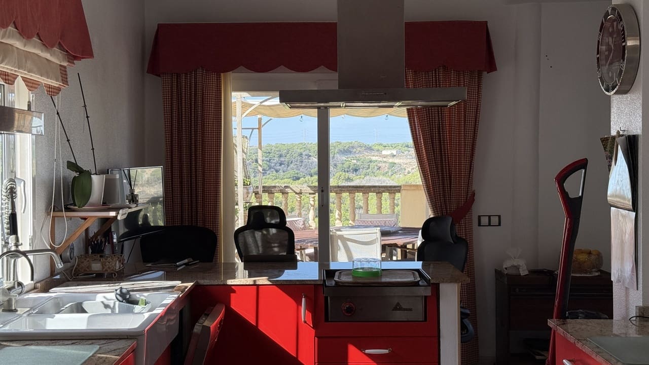 5 camera da letto Villa in vendita in Villamartin con piscina garage - 635.000 € (Rif: 10077105)