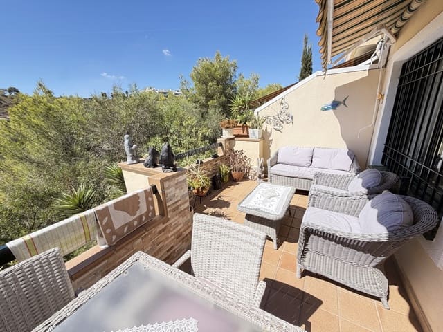 Casa de 2 habitaciones en Campoamor, Orihuela en venta con piscina - 239.995 € (Ref: 10077129)