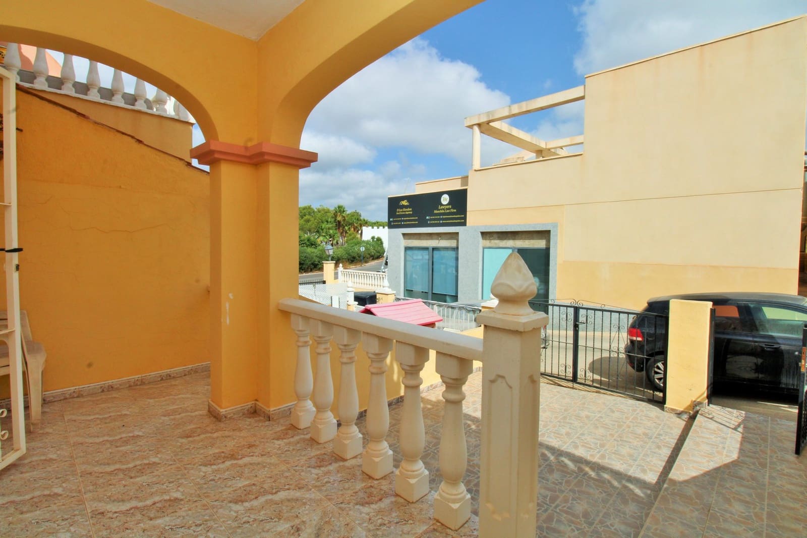 2 bedroom Townhouse for sale in Villamartin with pool - € 159,900 (Ref: 10077130)