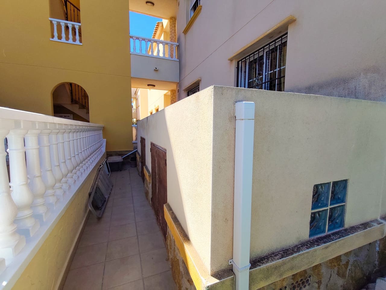 Apartamento de 2 habitaciones en Cabo Roig en venta con piscina - 215.000 € (Ref: 10079071)