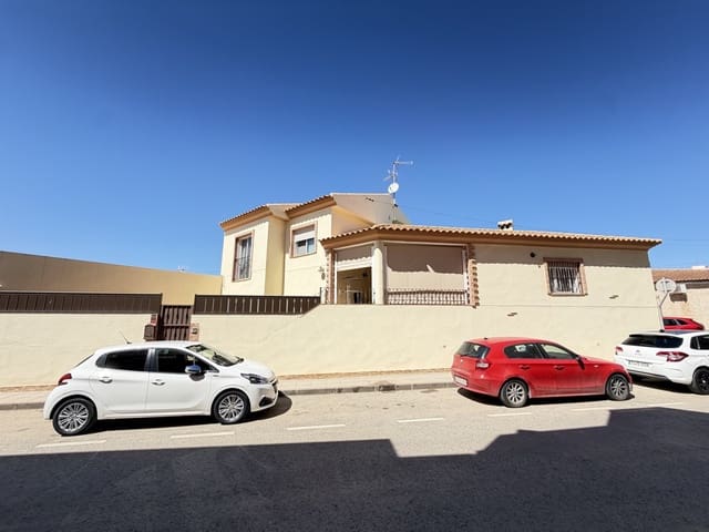 4 quarto Casa em Banda para venda em Pilar de la Horadada - 250 000 € (Ref: 10079072)