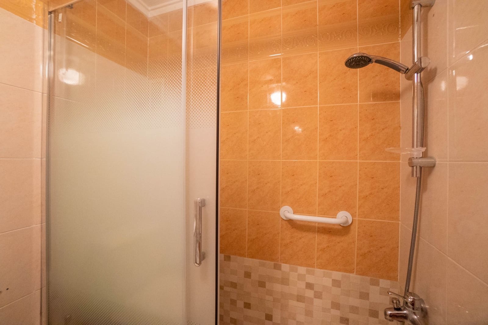 2 soverom Hus til salgs i Torrevieja med svømmebasseng - € 153 000 (Ref: 10090023)