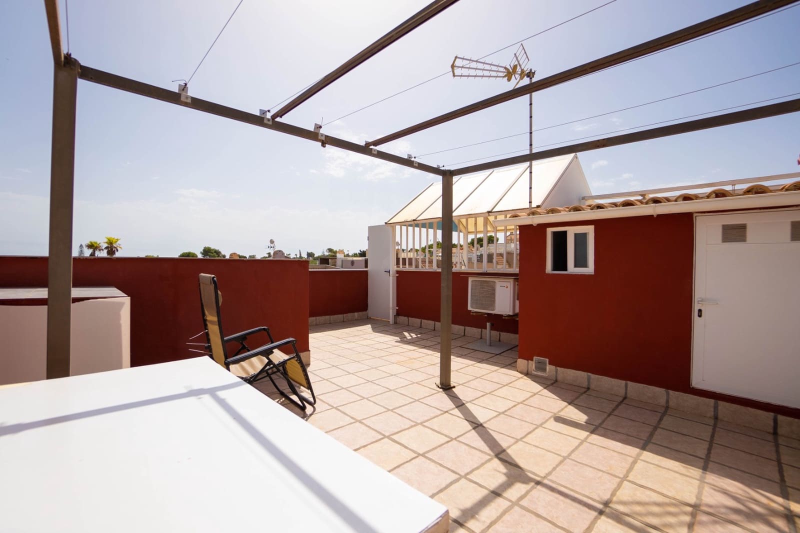 2 soverom Hus til salgs i Torrevieja med svømmebasseng - € 153 000 (Ref: 10090023)