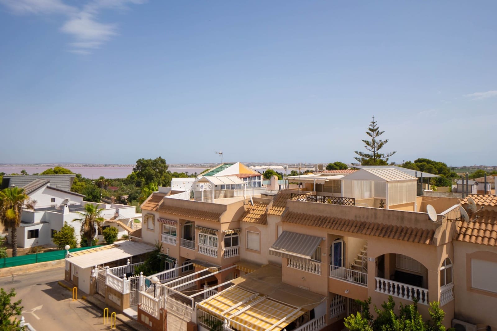 2 soverom Hus til salgs i Torrevieja med svømmebasseng - € 153 000 (Ref: 10090023)