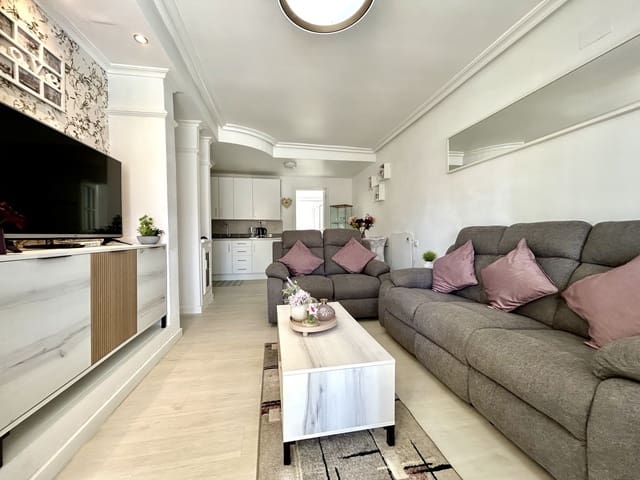 Casa de 3 habitaciones en Cabo Roig, Orihuela en venta con piscina garaje - 220.000 € (Ref: 10090024)