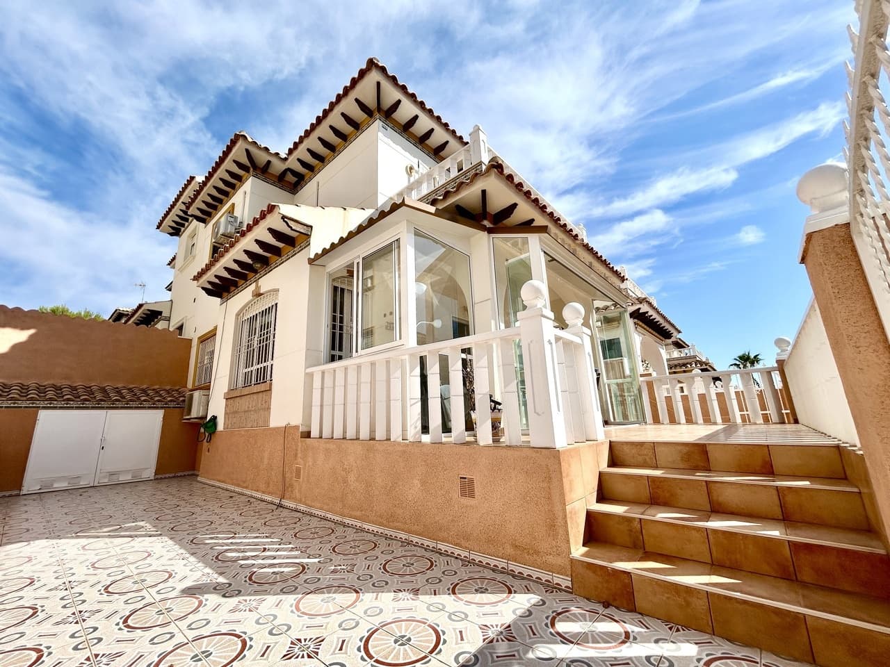 2 Zimmer Haus zu verkaufen in Cabo Roig mit Pool Garage - 219.995 € (Ref: 10090025)