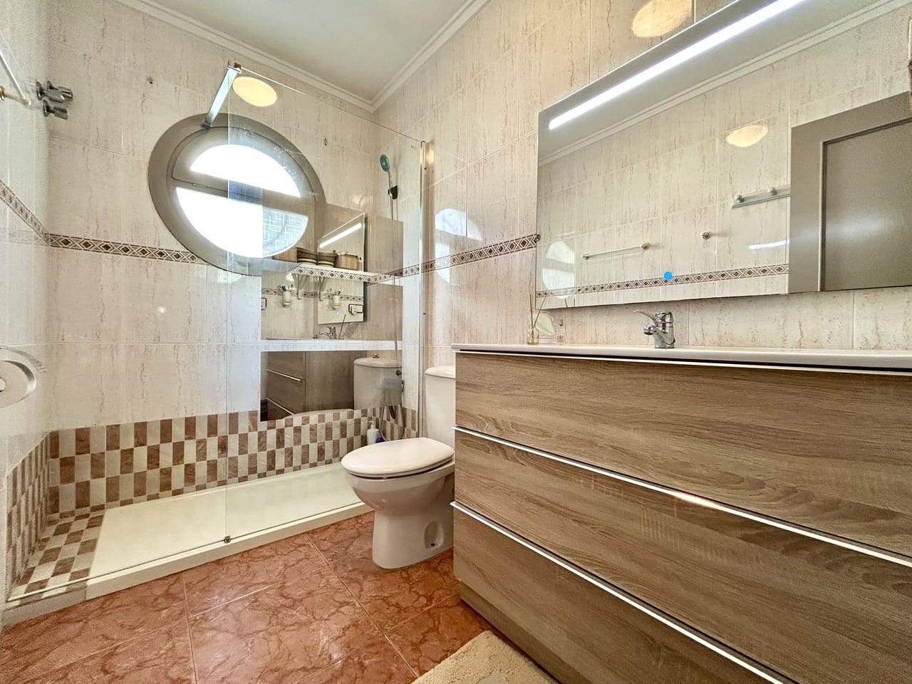 Casa de 2 habitaciones en Playa Flamenca en venta con piscina garaje - 219.500 € (Ref: 10090026)