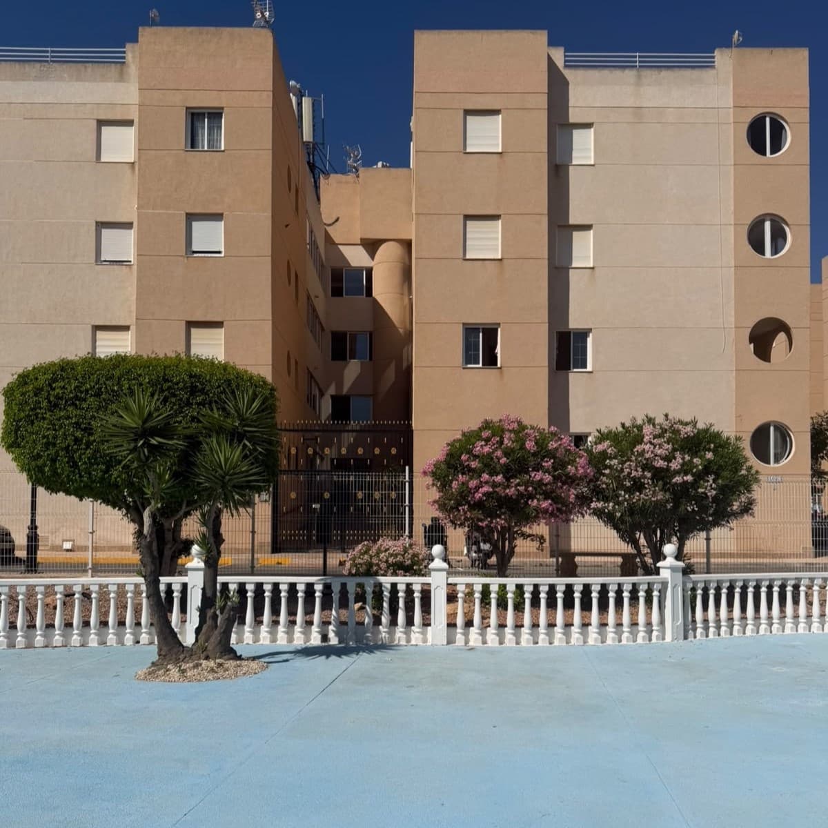 2 sypialnia Dom na sprzedaż w Torrevieja z basenem - 286 500 € (Ref: 10094111)
