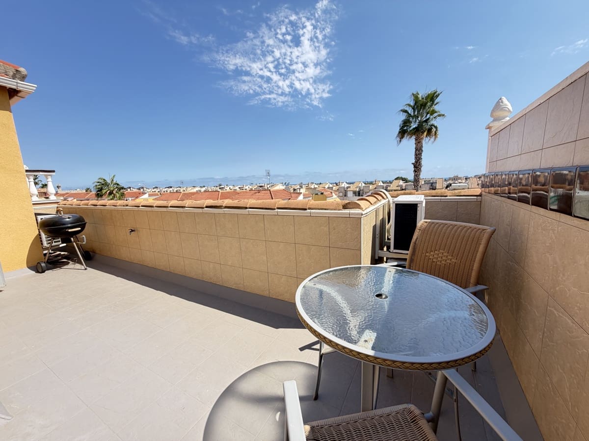 3 soverom Leilighet til salgs i Cabo Roig med svømmebasseng - € 199 995 (Ref: 10094117)