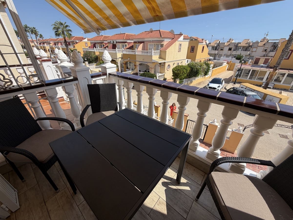 3 soverom Leilighet til salgs i Cabo Roig med svømmebasseng - € 199 995 (Ref: 10094117)