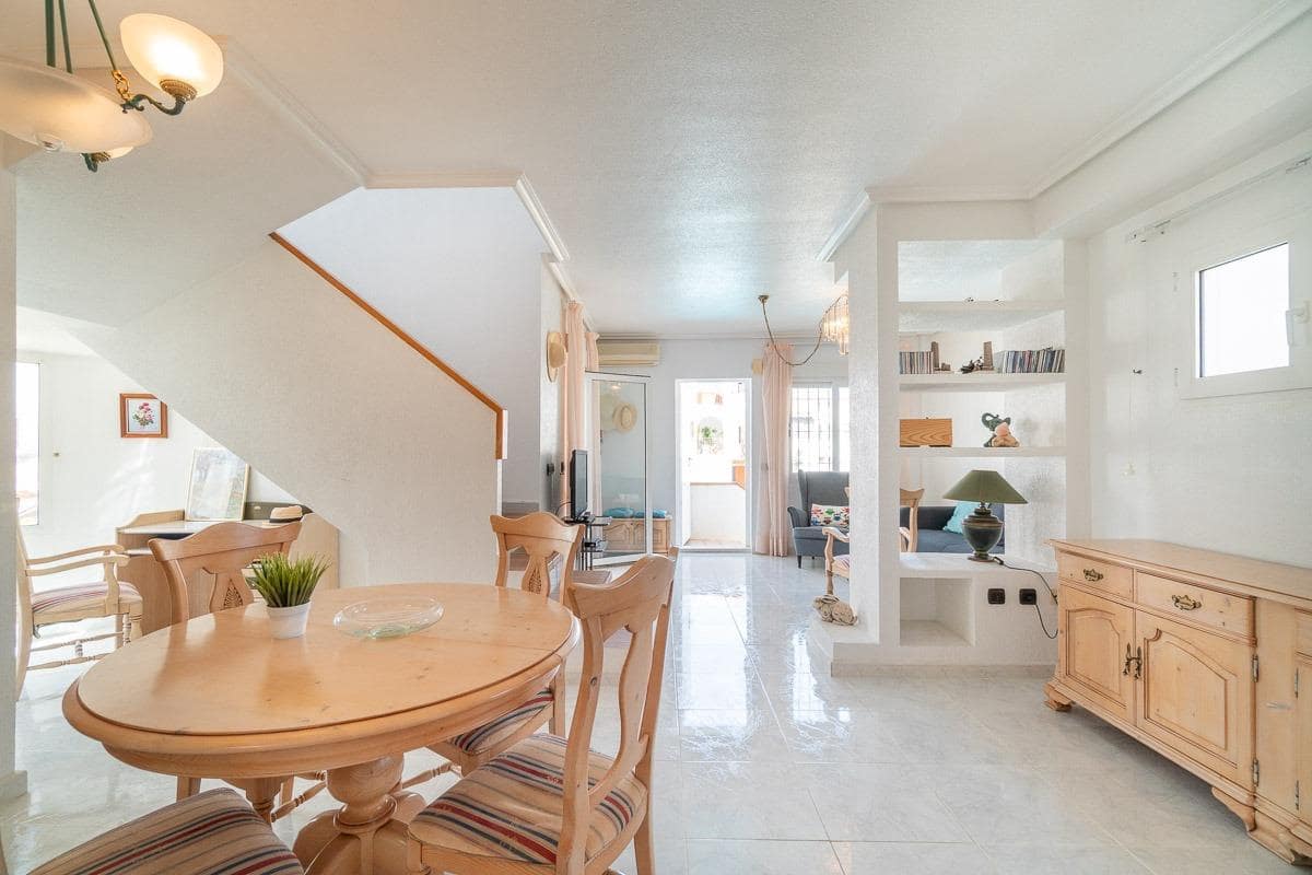 2 quarto Bungalow para venda em Orihuela Costa com piscina - 239 000 € (Ref: 10095735)