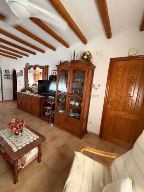 2 chambre Villa/Maison à vendre à Villamartin avec piscine - 235 000 € (Ref: 10097395)