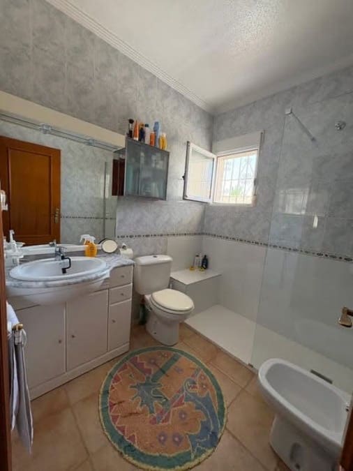 2 chambre Villa/Maison à vendre à Villamartin avec piscine - 235 000 € (Ref: 10097395)