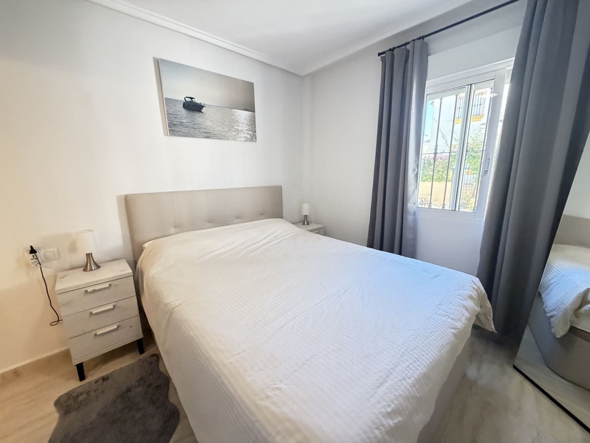 2 makuuhuone Huoneisto myytävänä paikassa Los Dolses mukana uima-altaan - 219 000 € (Ref: 10098854)