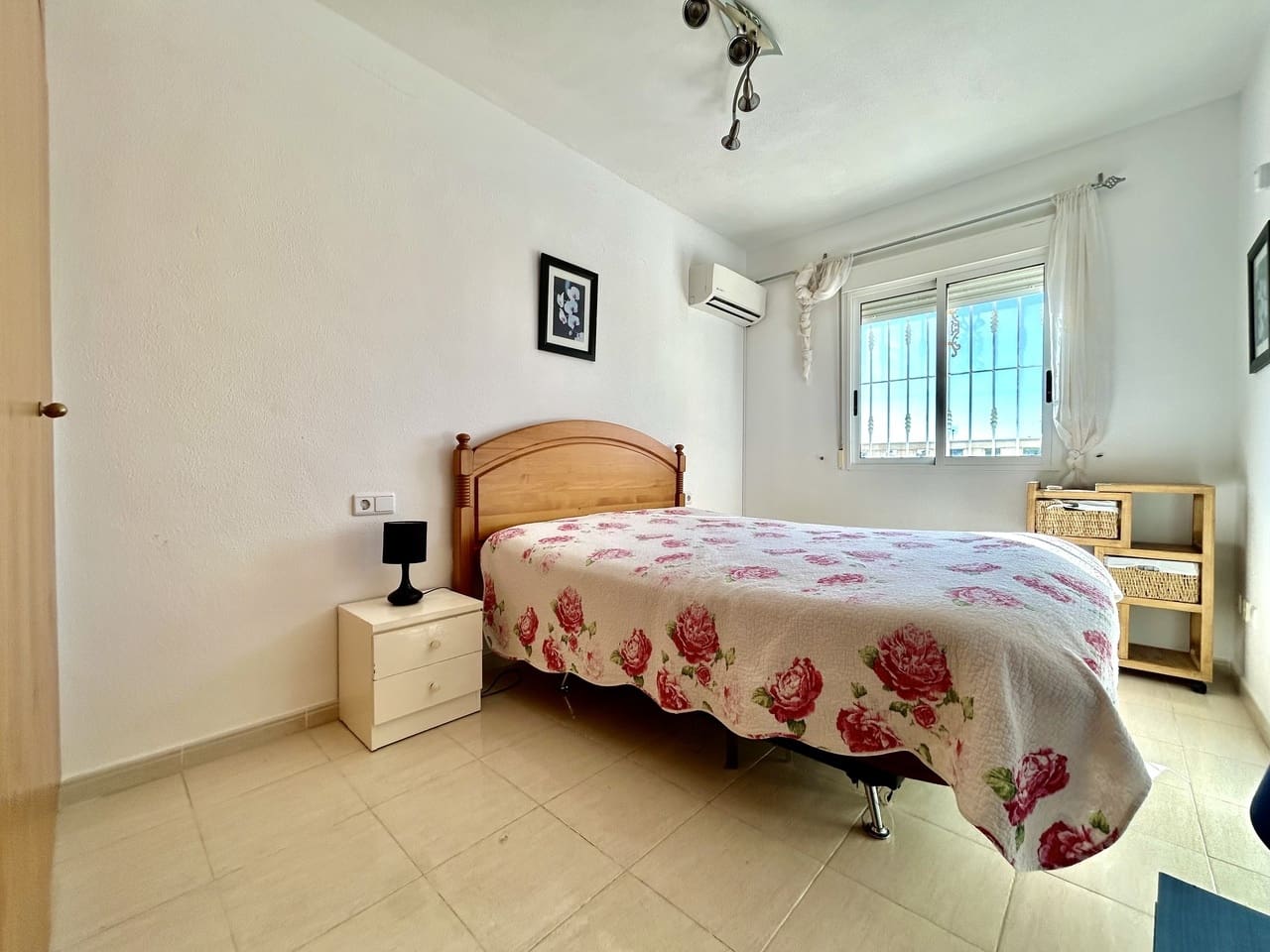 2 soverom Leilighet til salgs i Villamartin med svømmebasseng garasje - € 135 000 (Ref: 10101331)