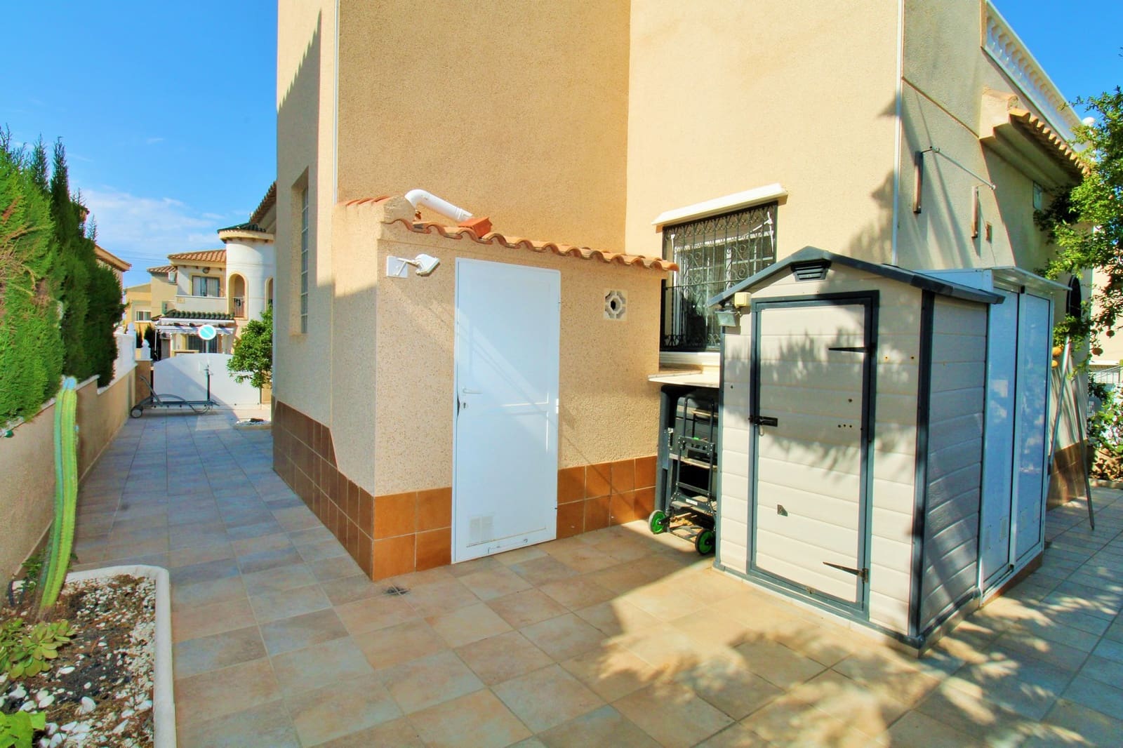 3 camera da letto Villa in vendita in Villamartin con piscina garage - 369.000 € (Rif: 10111155)