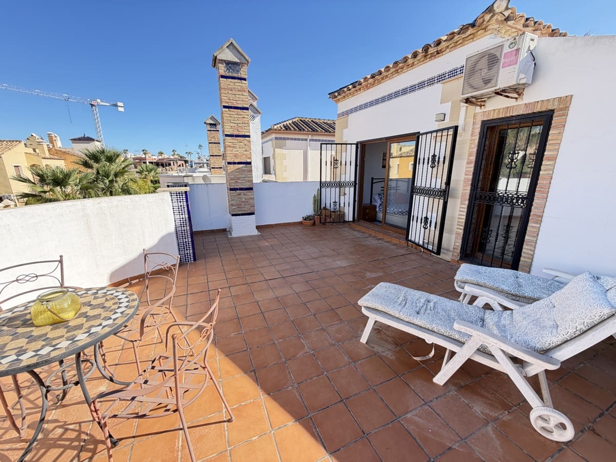 4 slaapkamer Villa te koop in Algorfa met zwembad - € 449.955 (Ref: 10111157)