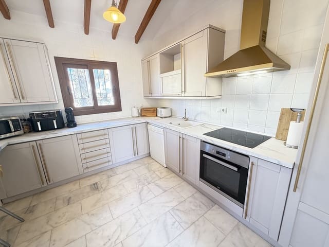 4 slaapkamer Villa te koop in Algorfa met zwembad - € 449.955 (Ref: 10111157)