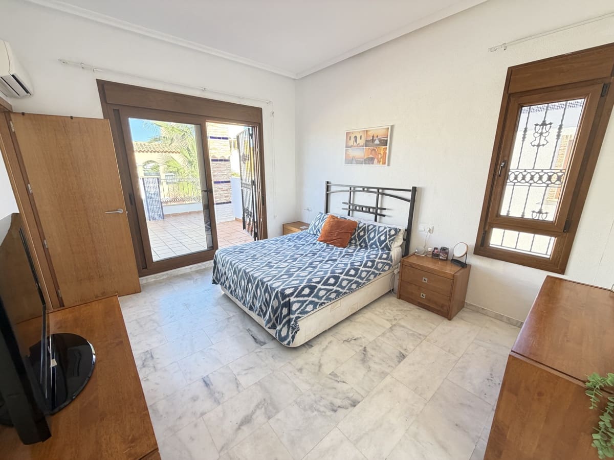 4 slaapkamer Villa te koop in Algorfa met zwembad - € 449.955 (Ref: 10111157)