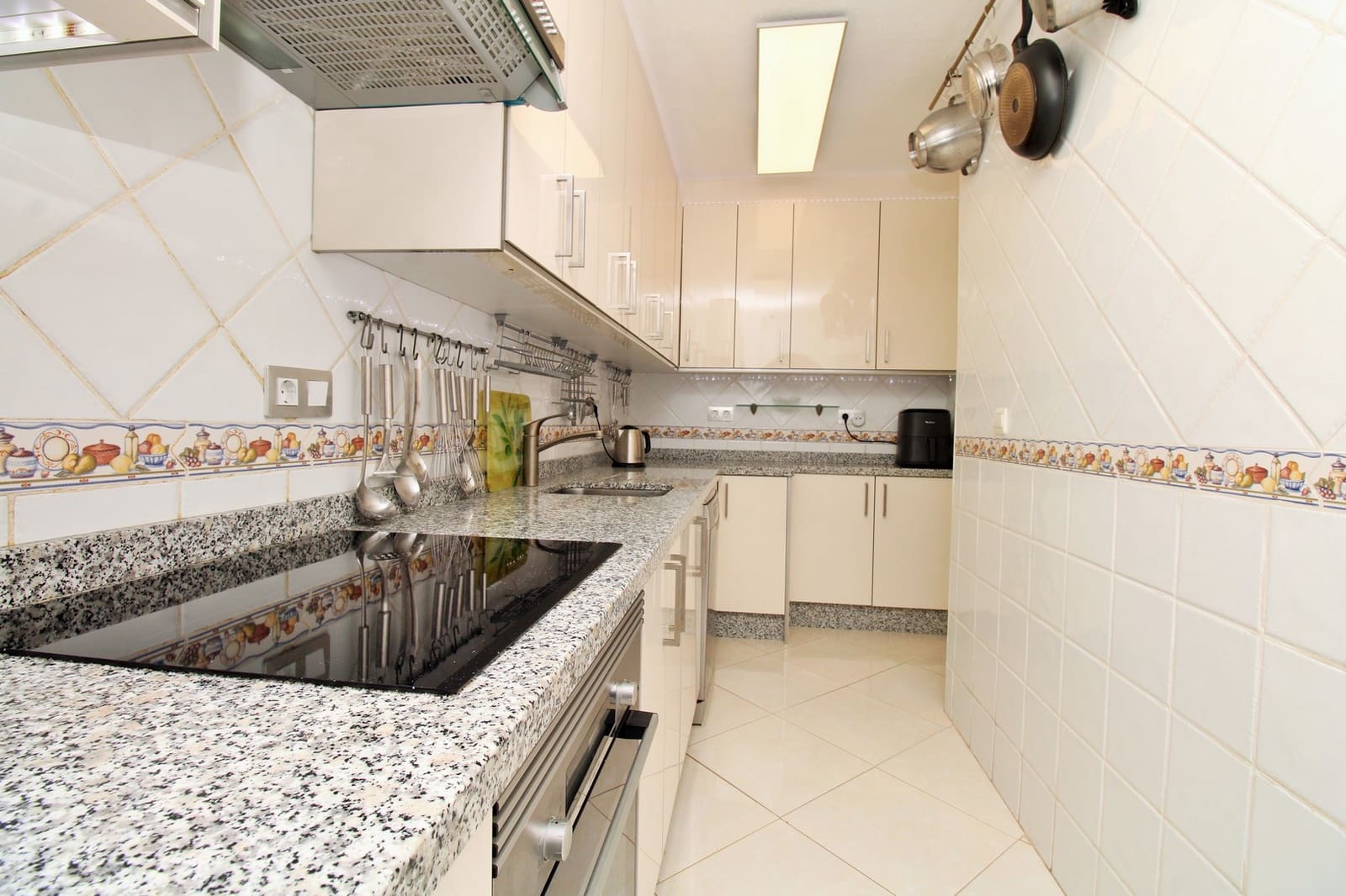 3 makuuhuone Huvila myytävänä paikassa Playa Flamenca mukana uima-altaan 
autotalli - 259 950 € (Ref: 10111161)