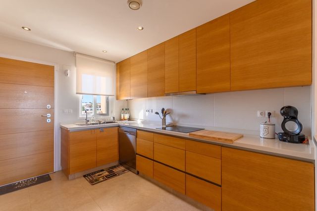 2 quarto Apartamento para venda em Punta Prima, Orihuela com piscina garagem - 330 000 € (Ref: 10111170)