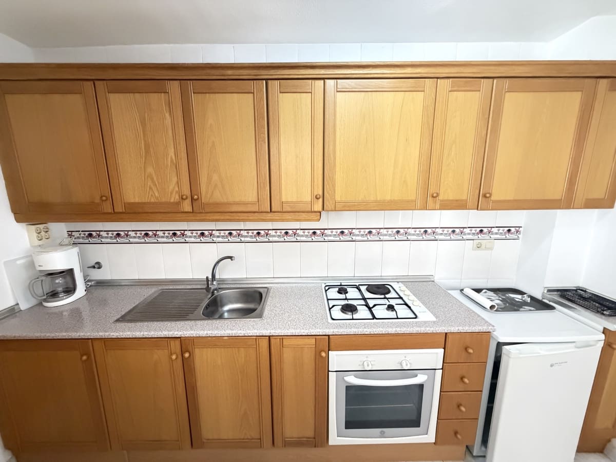 Apartamento de 2 habitaciones en Villamartin en venta con piscina - 159.995 € (Ref: 10111173)