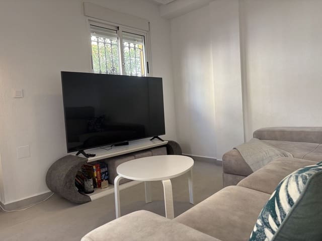 3 soveværelse Byhus til salg i La Zenia, Orihuela med swimmingpool - € 285.000 (Ref: 10111176)