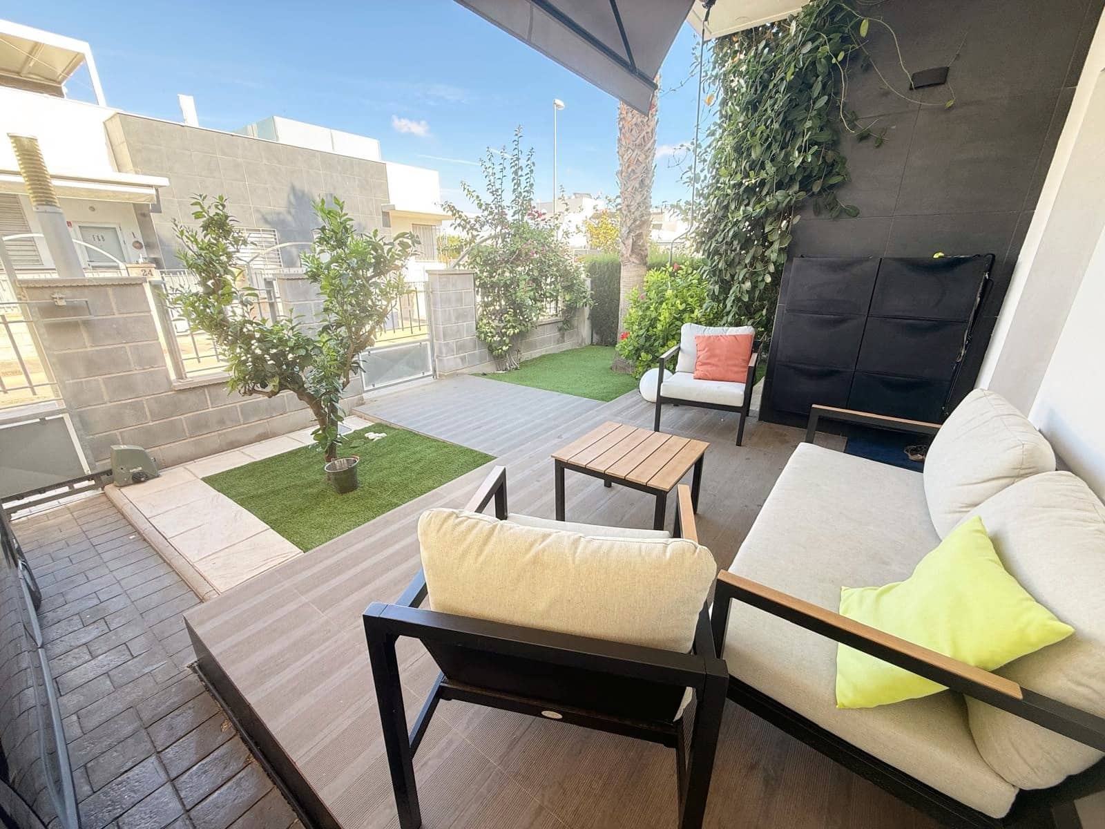 2 Zimmer Bungalow zu verkaufen in Ciudad Quesada mit Pool Garage - 320.000 € (Ref: 10118033)