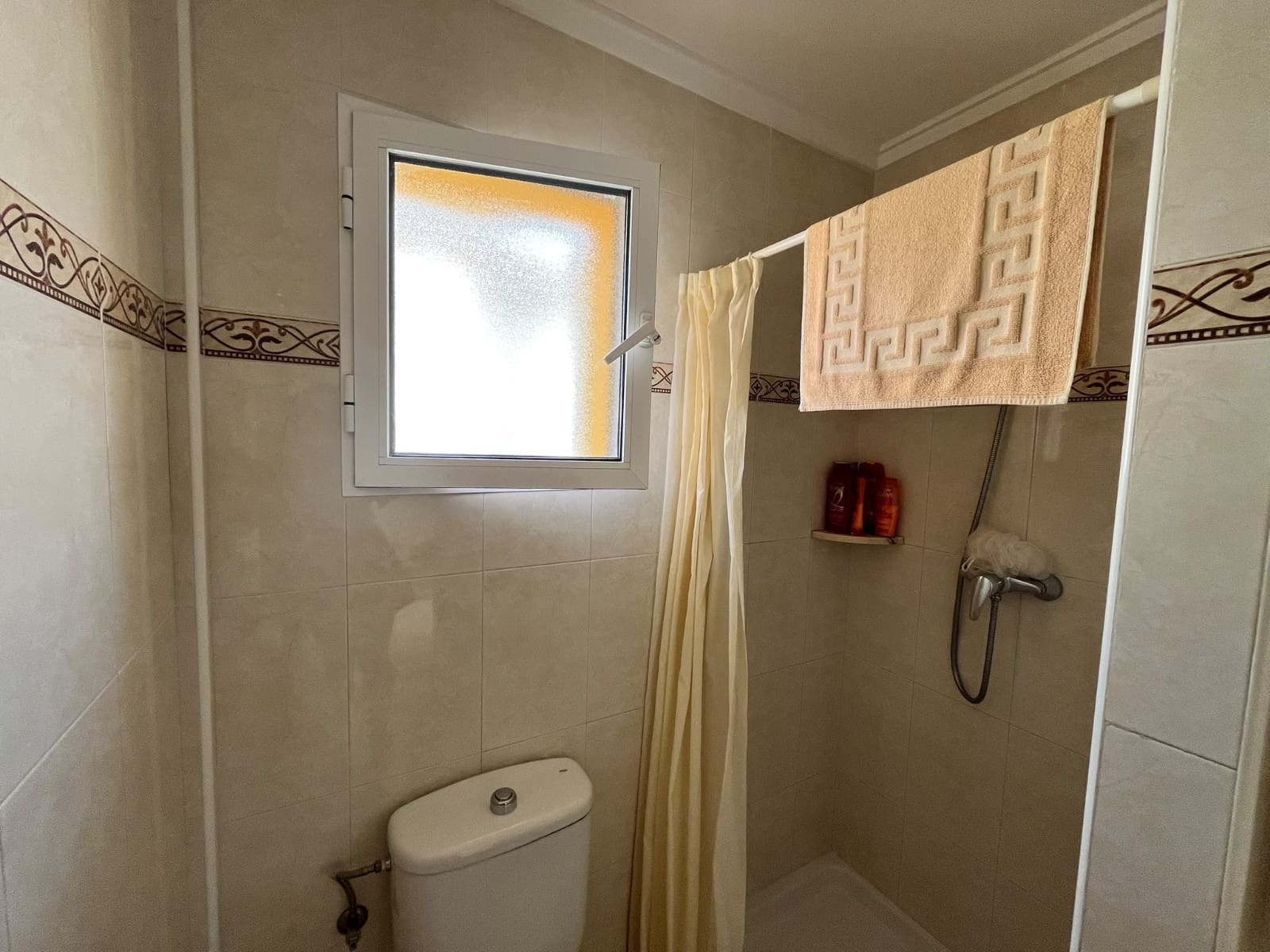 3 quarto Casa em Banda para venda em Villamartin com piscina - 224 950 € (Ref: 10127689)