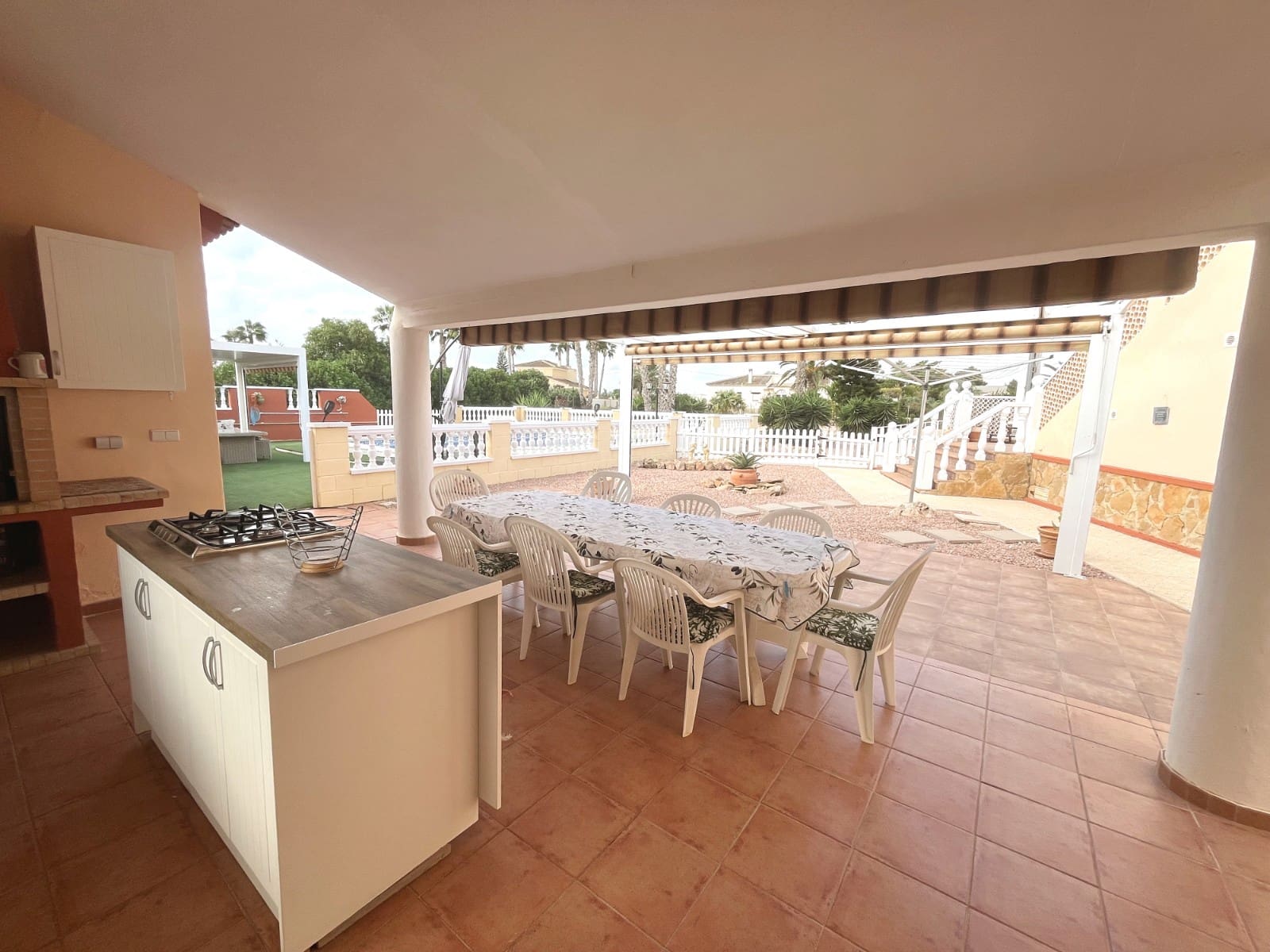 3 Zimmer Villa zu verkaufen in Daya Vieja mit Pool Garage - 650.000 € (Ref: 10136453)