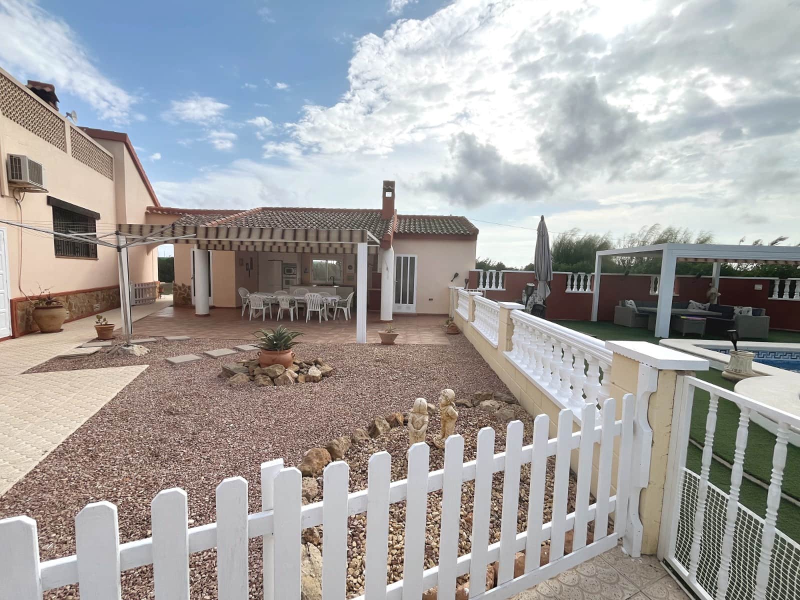 3 Zimmer Villa zu verkaufen in Daya Vieja mit Pool Garage - 650.000 € (Ref: 10136453)