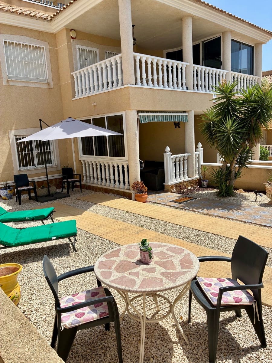 2 quarto Apartamento para venda em Villamartin com piscina - 199 000 € (Ref: 10136458)