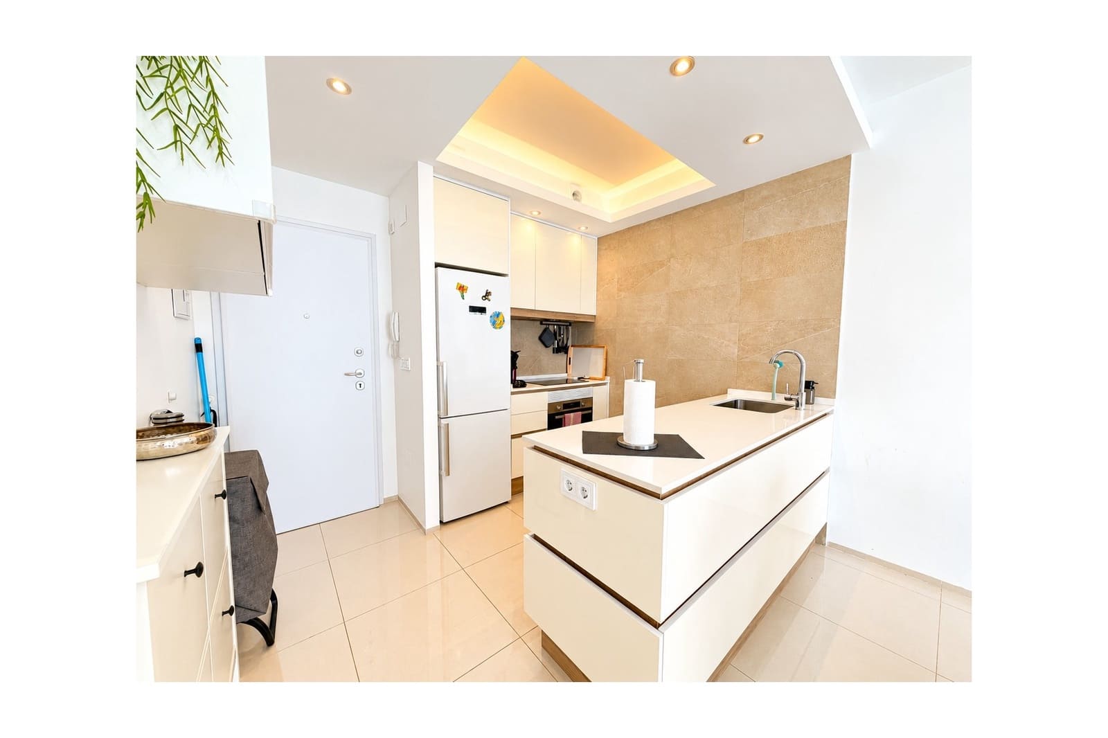 2 bedroom Apartment for sale in Ciudad Quesada with pool garage - € 260,000 (Ref: 10136459)