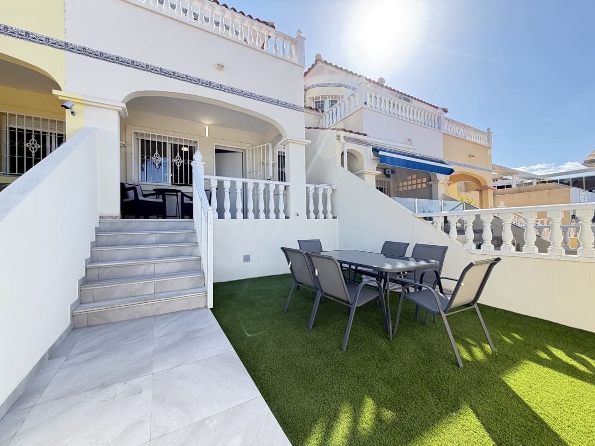 3 soverom Hus til salgs i Villamartin med svømmebasseng - € 199 995 (Ref: 10147961)