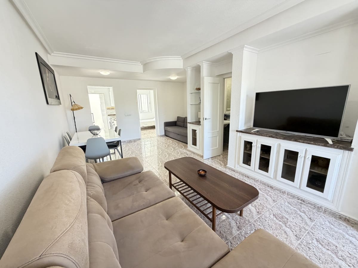 3 soverom Hus til salgs i Villamartin med svømmebasseng - € 199 995 (Ref: 10147961)