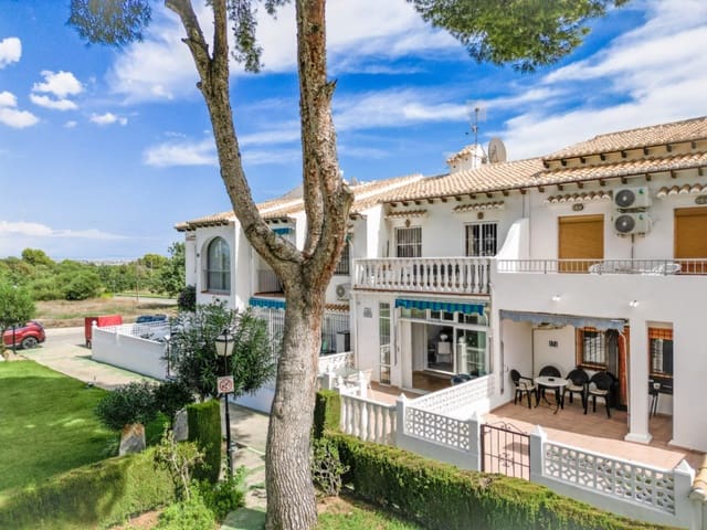 2 soveværelse Byhus til salg i Torrevieja med swimmingpool garage - € 165.000 (Ref: 10148082)