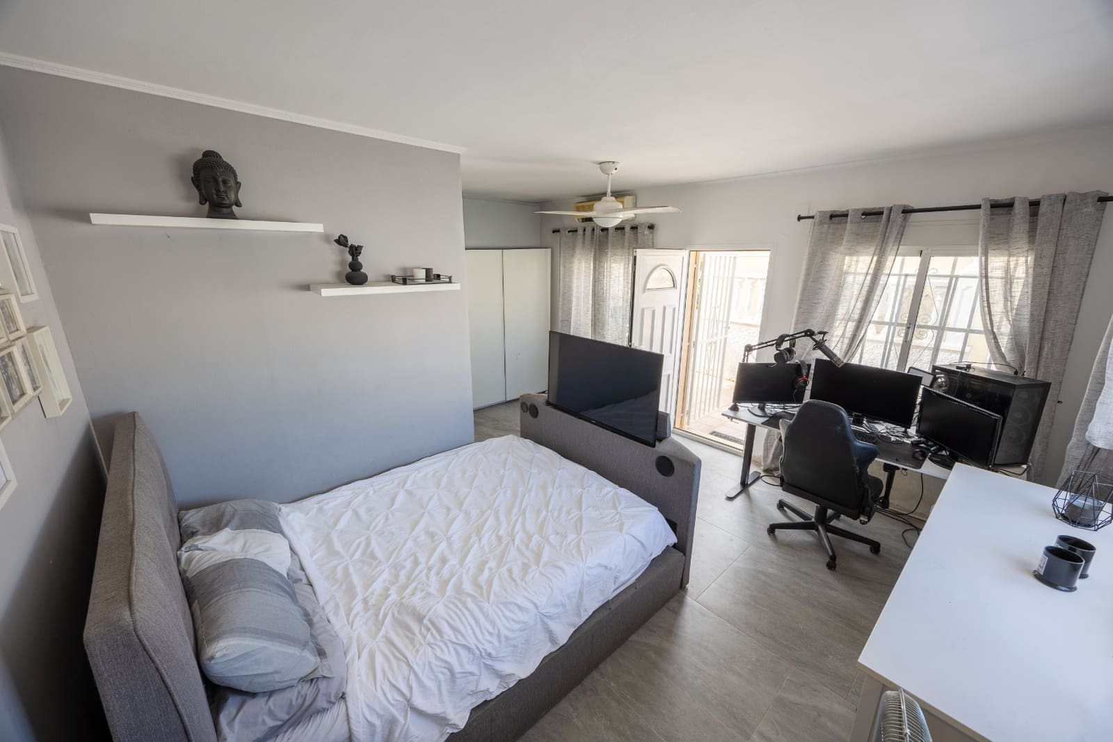 4 bedroom Villa for sale in Benijofar with pool - € 379,950 (Ref: 10153184)