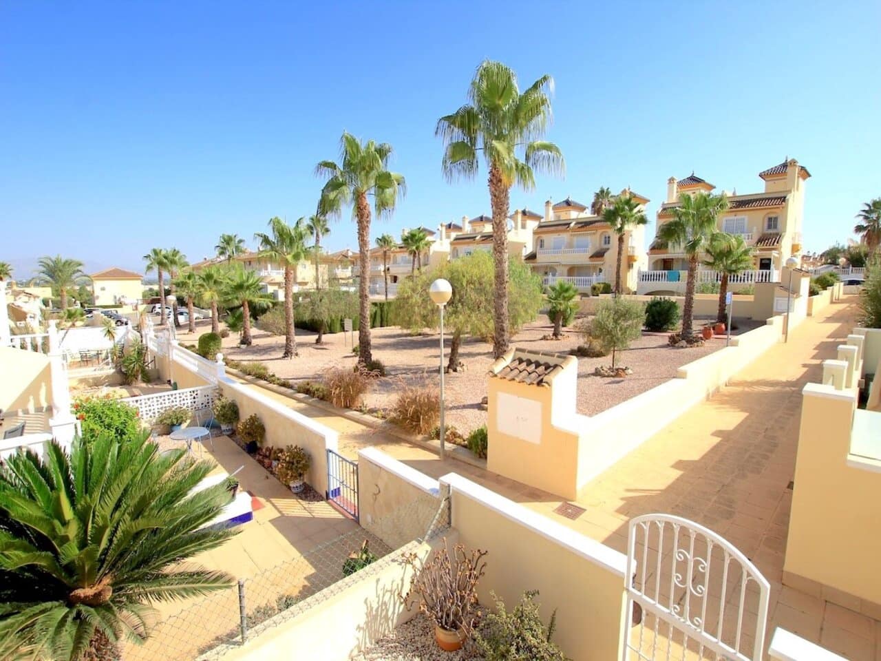 3 slaapkamer Villa te koop in Benimar met zwembad - € 275.000 (Ref: 10160137)
