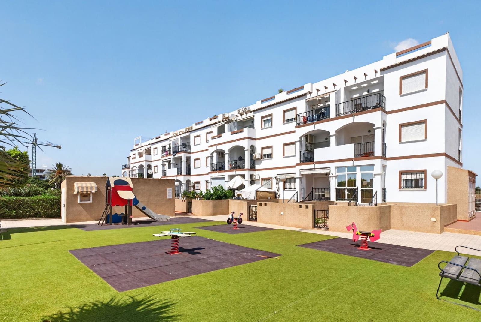 2 sypialnia Apartament na sprzedaż w Orihuela Costa z basenem garażem - 230 000 € (Ref: 10160146)
