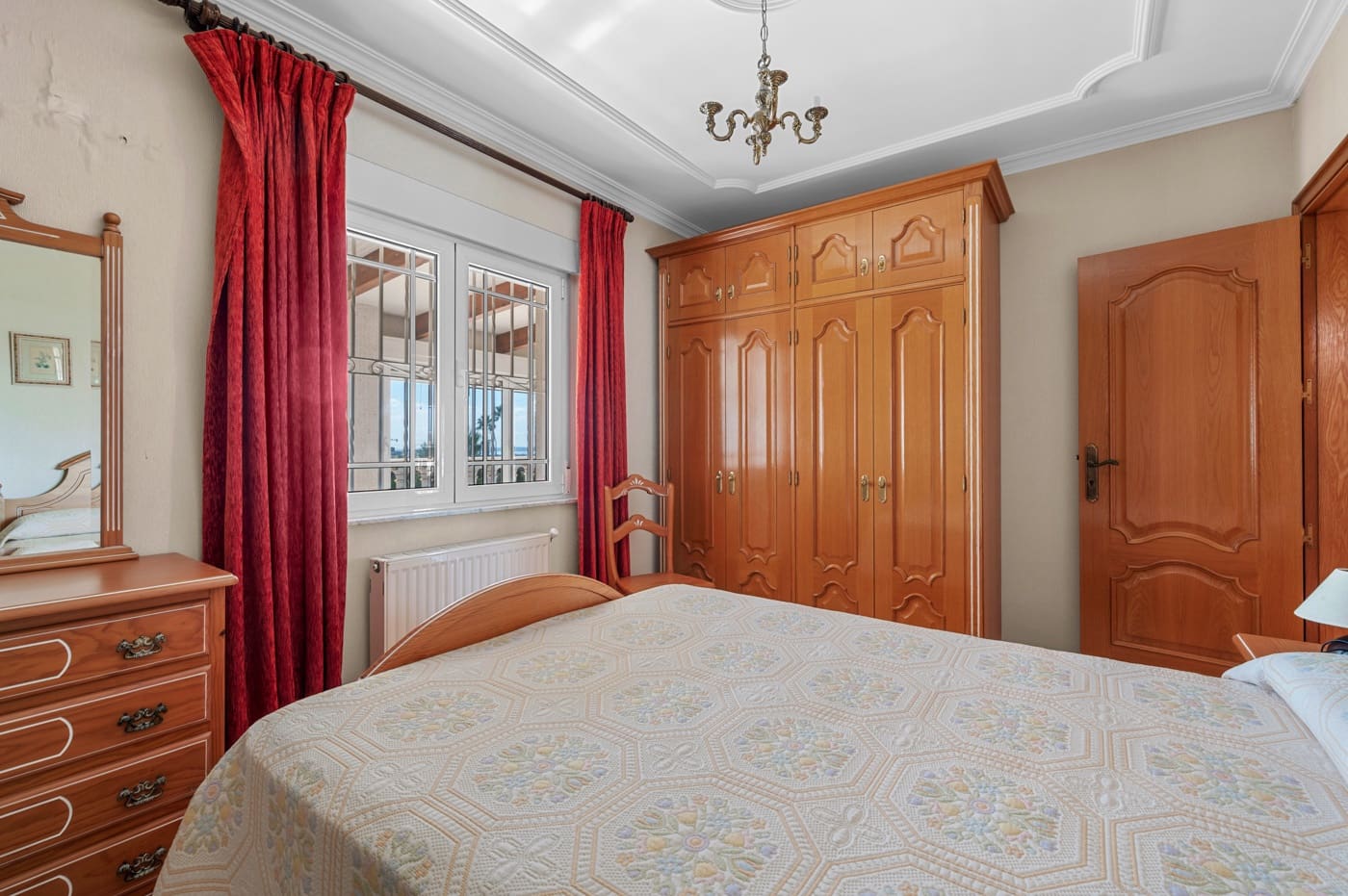 7 soverom Villa til salgs i Ciudad Quesada med svømmebasseng garasje - € 649 000 (Ref: 10160159)