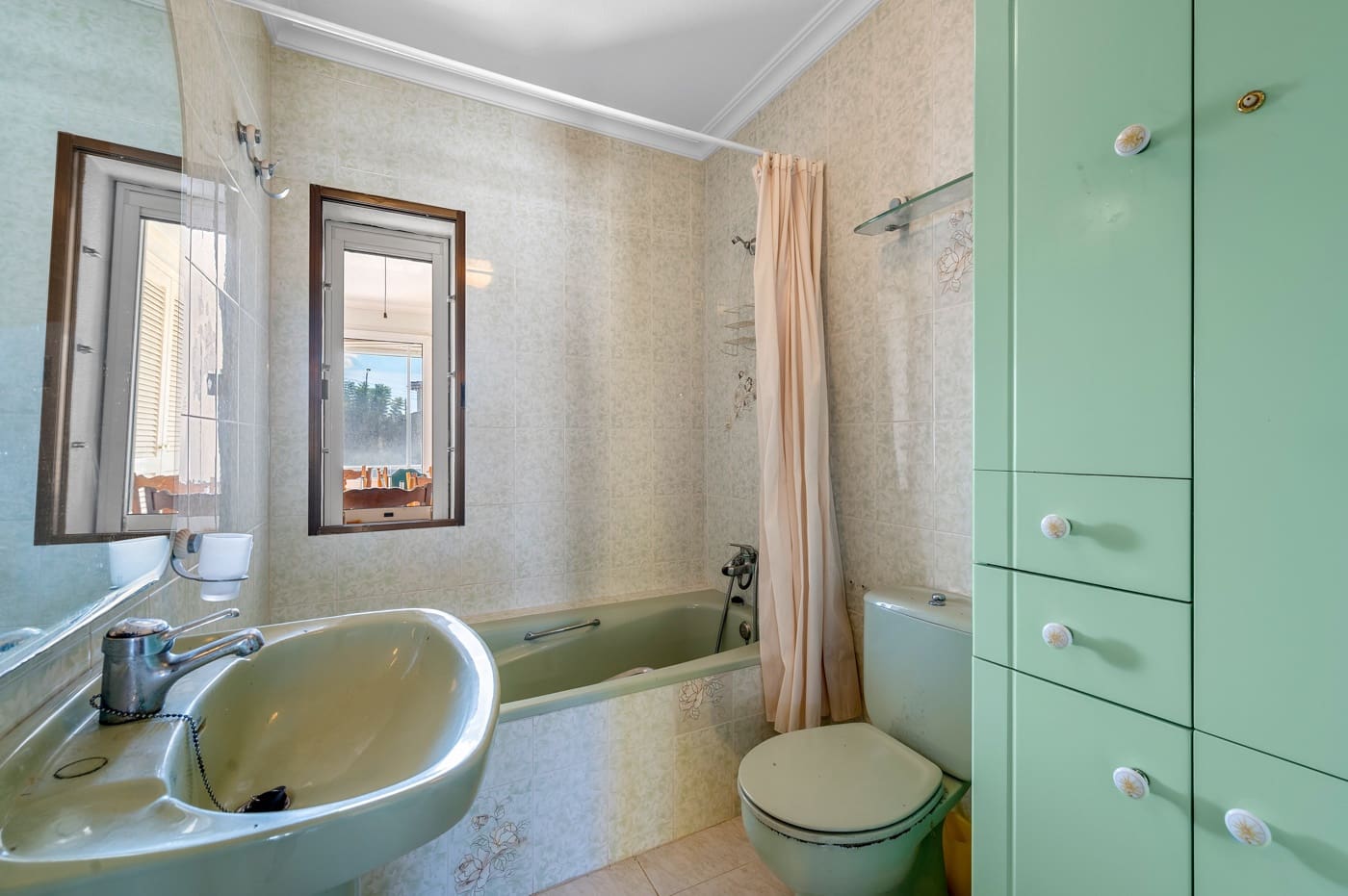 7 soverom Villa til salgs i Ciudad Quesada med svømmebasseng garasje - € 649 000 (Ref: 10160159)