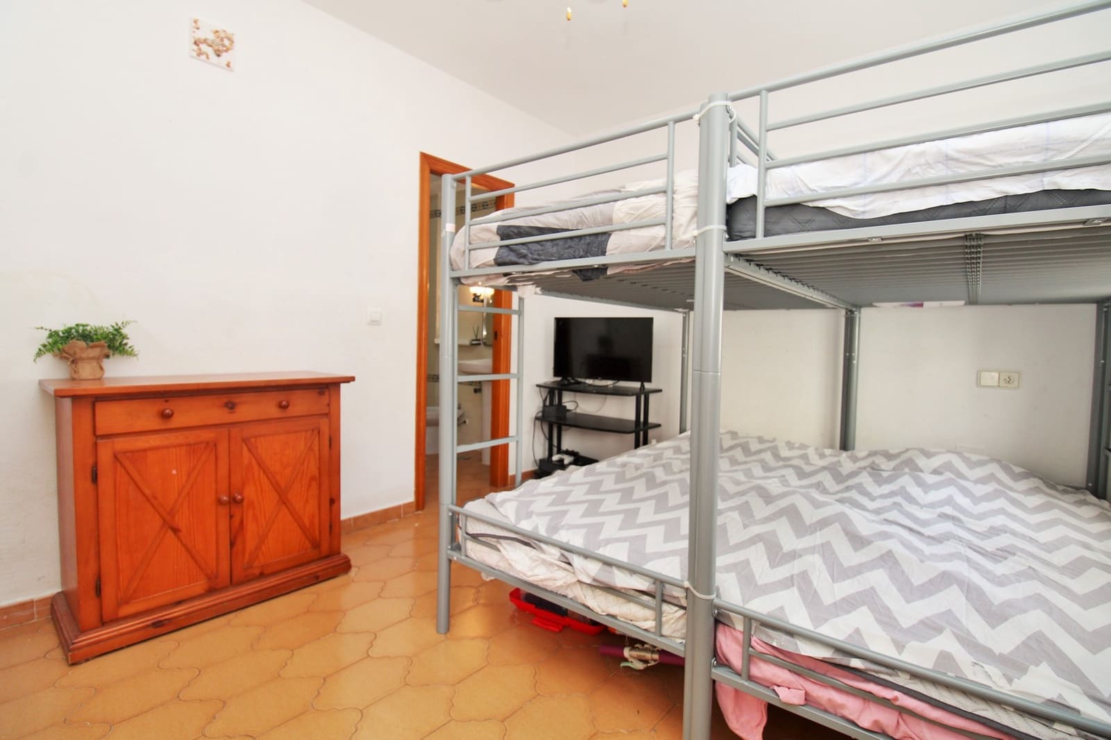 1 soveværelse Lejlighed til salg i Villamartin med swimmingpool - € 119.950 (Ref: 10160167)