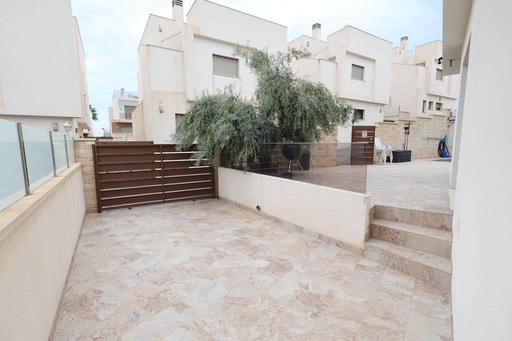 3 bedroom Villa for sale in Orihuela Costa with pool garage - € 450,000 (Ref: 10160170)