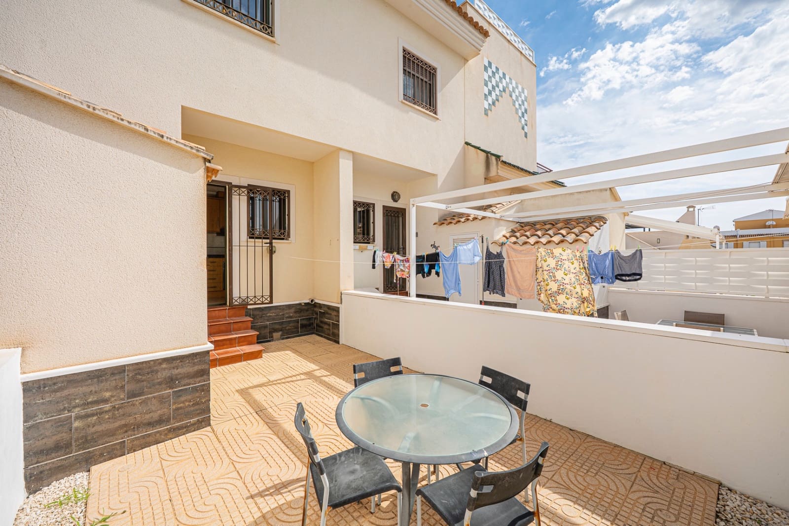 2 soverom Hus til salgs i Ciudad Quesada med svømmebasseng garasje - € 195 000 (Ref: 10160172)